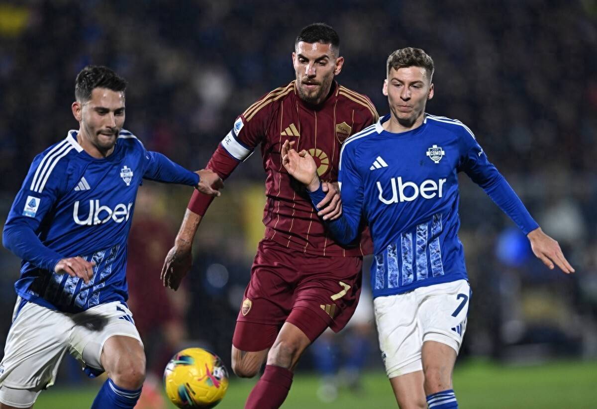 围绕欧洲联赛半决赛的紧张气氛再次升温的简单介绍